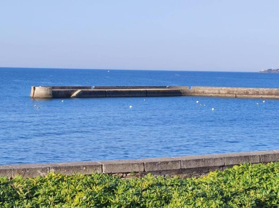 L'Escale - Appartement Vue Mer Concarneau Eksteriør billede
